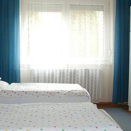 아파트 Napfeny Apartmanhaz 귤러