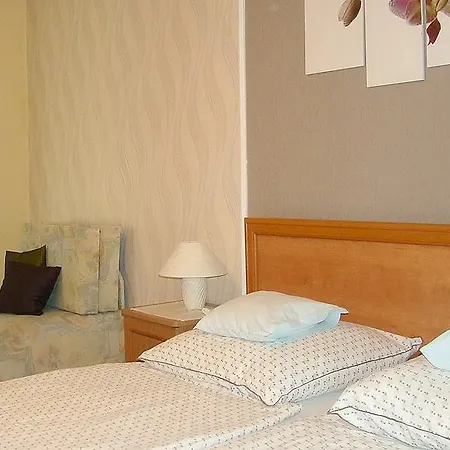 아파트 Napfeny Apartmanhaz *